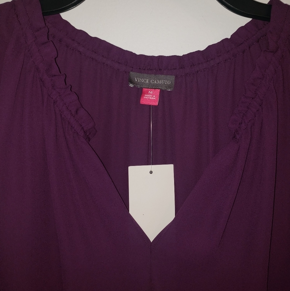 👖👠💼Vince Camuto Sleeveless Plum Top Sz M - Picture 2 of 7